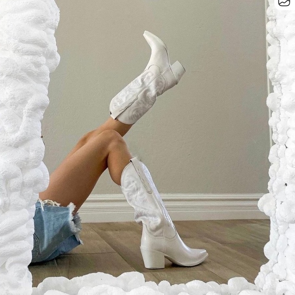 Jeffrey Campbell Dagget Boots White